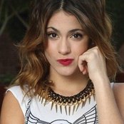 Martina Stoessel - List pictures