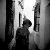 Elena Gadel - List pictures