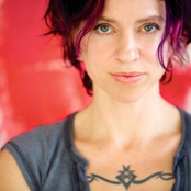 Ani Difranco - List pictures