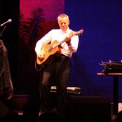Tommy Emmanuel - List pictures