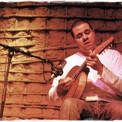 Hamilton De Holanda - List pictures