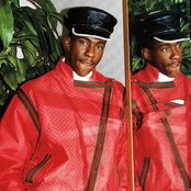 Bobby Brown - List pictures