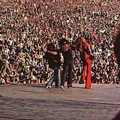 Lynard Skynard - List pictures