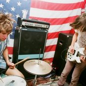 Jeff The Brotherhood - List pictures