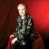 Maria Dolores Pradera - List pictures