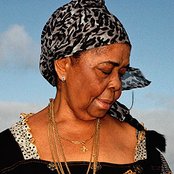 Cesaria Evora - List pictures