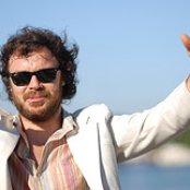 Rodrigo Amarante - List pictures