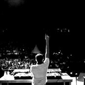 Brian Cross - List pictures