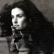 Idina Menzel - List pictures