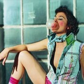 Peaches - List pictures