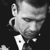 L.o.c. - List pictures