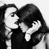 Icona Pop - List pictures