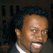 Fonzi Thornton - List pictures