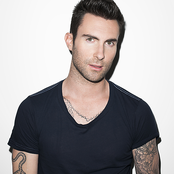 Adam Levine - List pictures