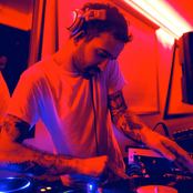 Ron Morelli - List pictures