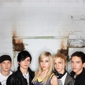 Aloha From Hell - List pictures