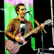 Kelly Jones - List pictures