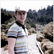 Alexander Acha - List pictures