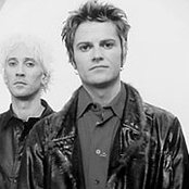 Econoline Crush - List pictures