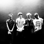 Ulterior - List pictures