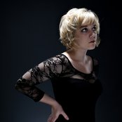 Lydia Loveless - List pictures
