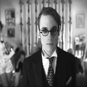 The Correspondents - List pictures