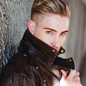 Bobby Newberry - List pictures