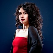 Frankie Rose - List pictures