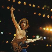 Ac/dc - List pictures