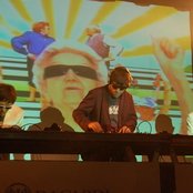 The Pinker Tones - List pictures