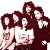 Wendy & Lisa - List pictures