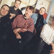 Kolmas Nainen - List pictures