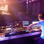 Madeon - List pictures