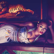 Alexandra Burke - List pictures