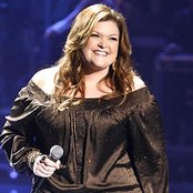 Melissa Lawson - List pictures