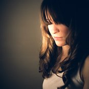 Olivia Broadfield - List pictures