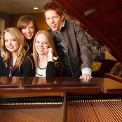 5 Browns - List pictures