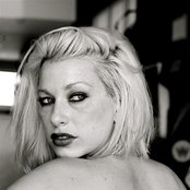 Sierra Swan - List pictures