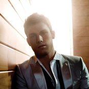 Jon Mclaughlin - List pictures