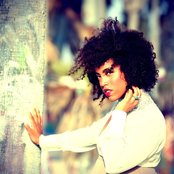 Lauren Evans - List pictures