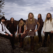 Korpiklaani - List pictures