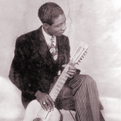 Lonnie Johnson - List pictures