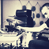 Oren Ambarchi - List pictures