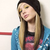 Krystal Meyers - List pictures