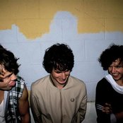 Popstrangers - List pictures