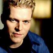 Tal Bachman - List pictures