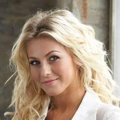 Julianne Hough - List pictures