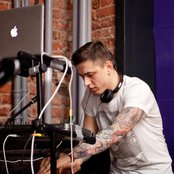 #dropsydies - List pictures