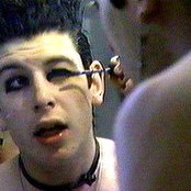 Mike Ness - List pictures