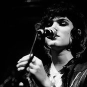 Soko - List pictures